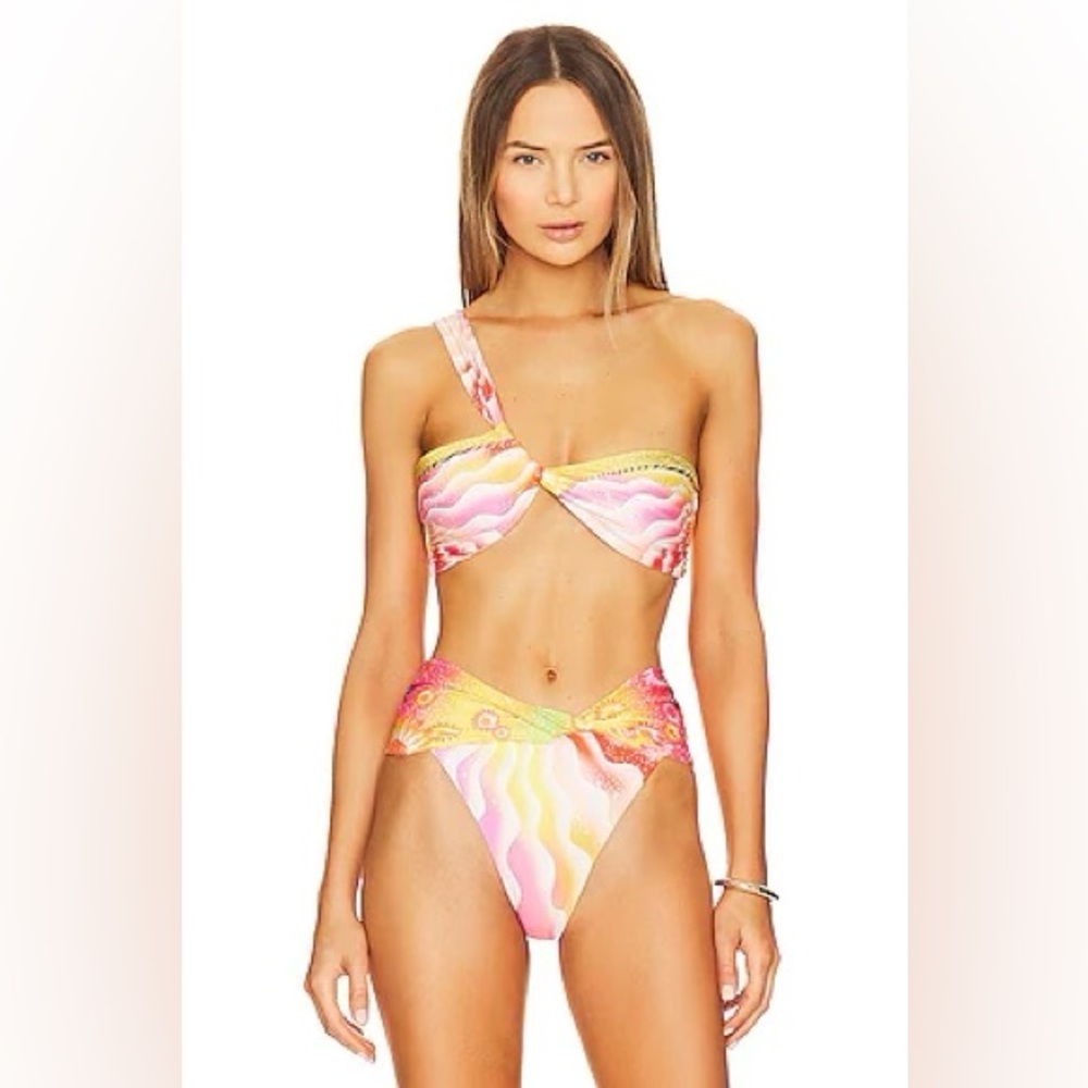 Agua Bendita - Zuri Bikini Top & Lily Bikini Bottom in Solaris Shimmer- Size M/L